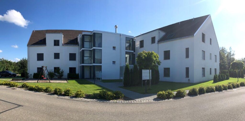 Mehrfamilienhaus mit 18 Wohnungen