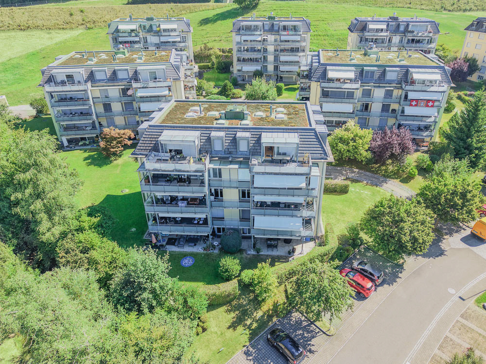 Drei Mehrfamilienhäuser mit 50 Mietwohnungen