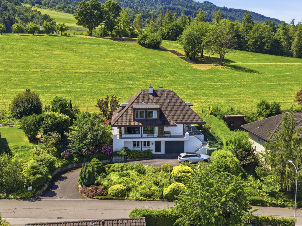 5.5-Zi. Einfamilienhaus mit Seesicht